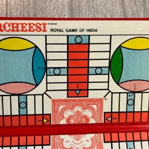 Vintage Pocket Edition Parcheesi Game - Picture 7 of 12